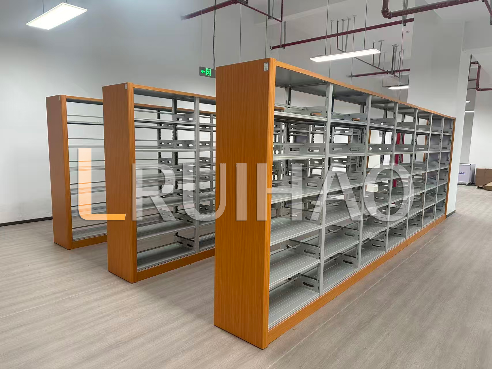 淮安市某職業(yè)學(xué)校圖書館